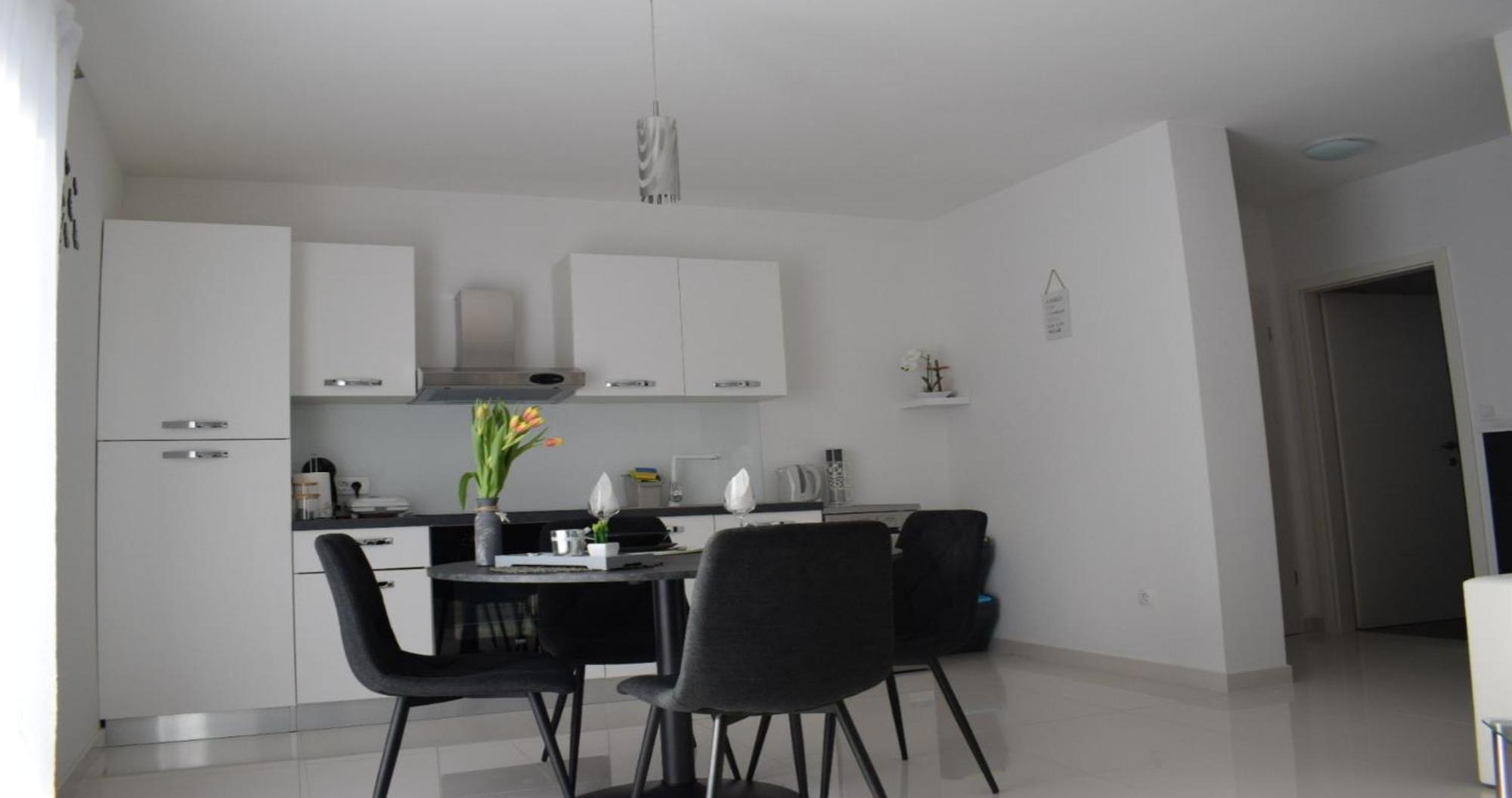 Apartmani Foresta Kras エクステリア 写真