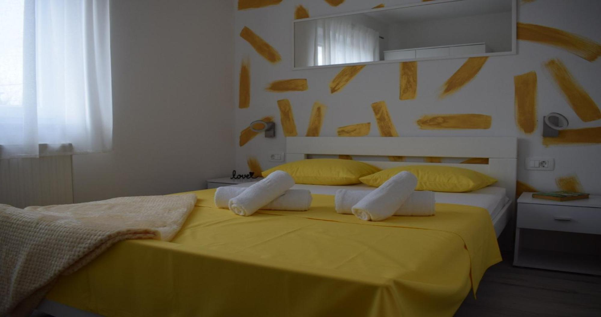 Apartmani Foresta Kras エクステリア 写真