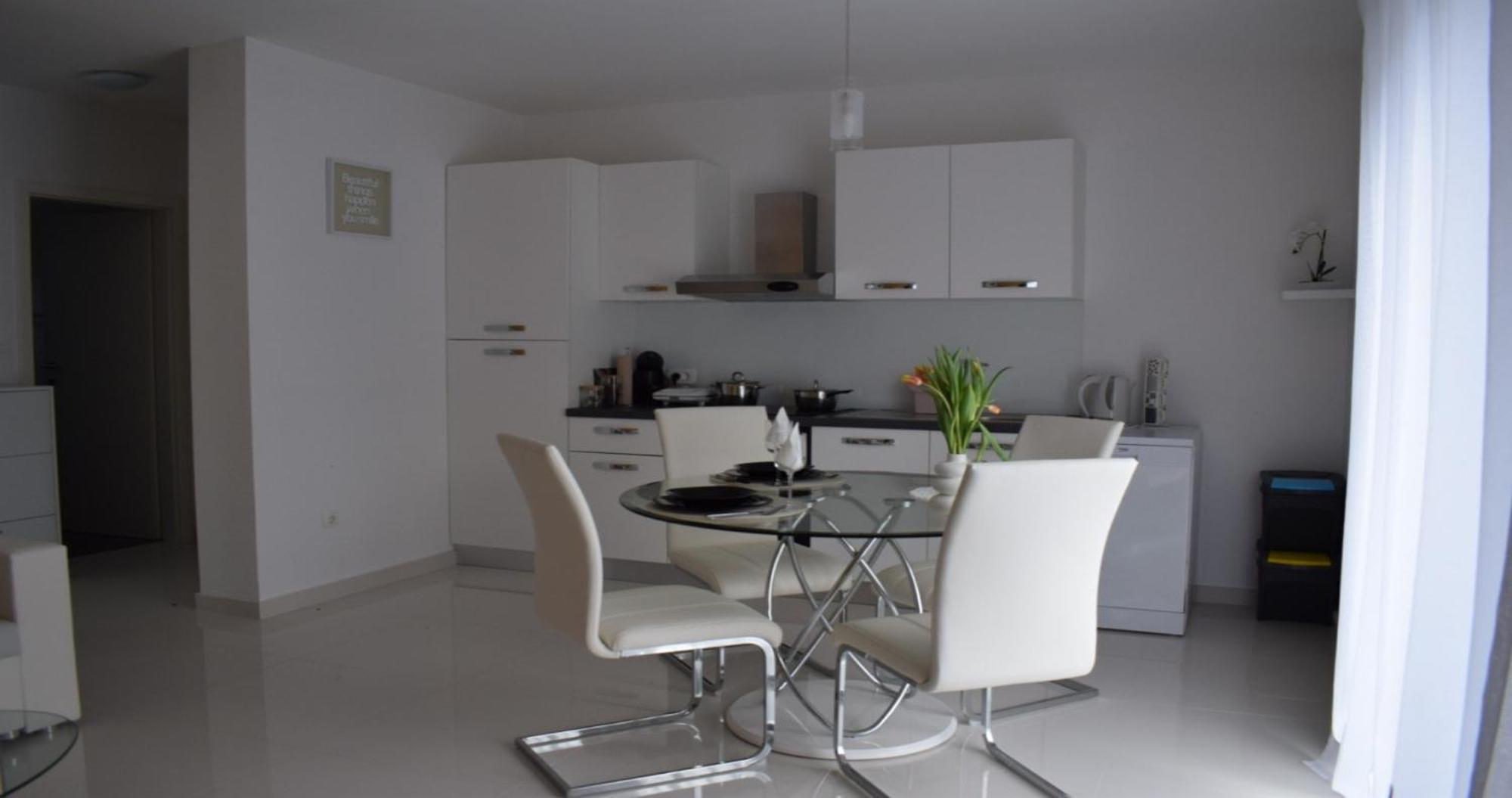 Apartmani Foresta Kras エクステリア 写真