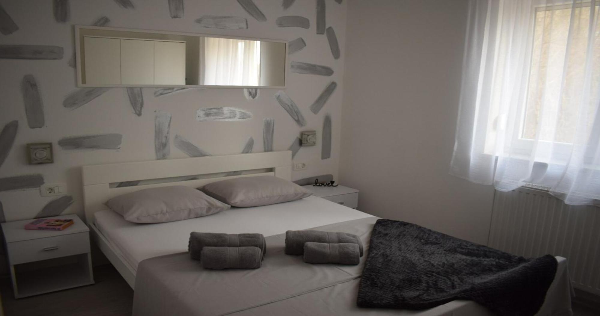 Apartmani Foresta Kras エクステリア 写真